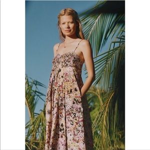 Geisha Designs Jessamyn smocked midi dress